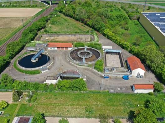 Luftaufnahme der Kläranlage Alsheim